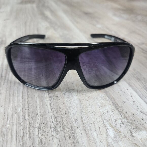 FRATELLi ROSETTi Style 4327 Italian Black Acetate Sunglasses Gradient main image 16